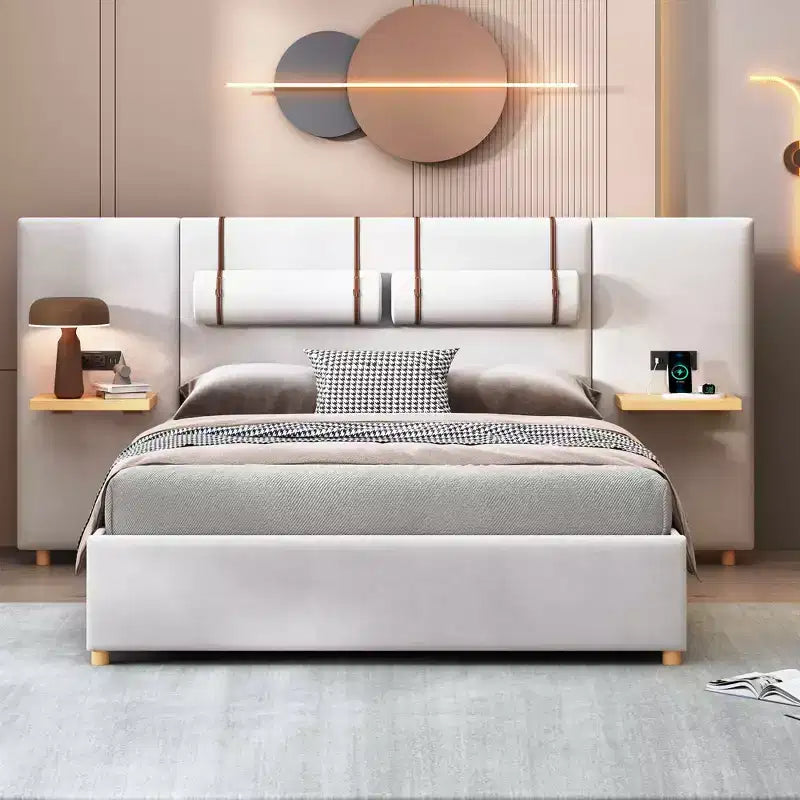 Letto a piattaforma imbottito queen size con ripiani portaoggetti, doppia presa, porte USB e due cuscini – Velluto Beige